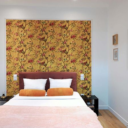 Apartament Modern Renovated Studio With A Touch Of Gilded Glamour Central Paryż Zewnętrze zdjęcie